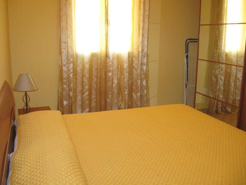 Rosy'S Apartments Trappeto  Quarto foto