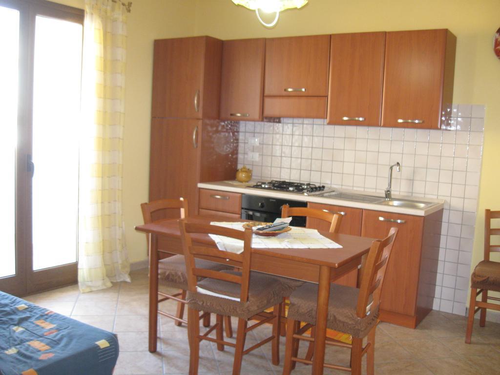 Rosy'S Apartments Trappeto  Quarto foto
