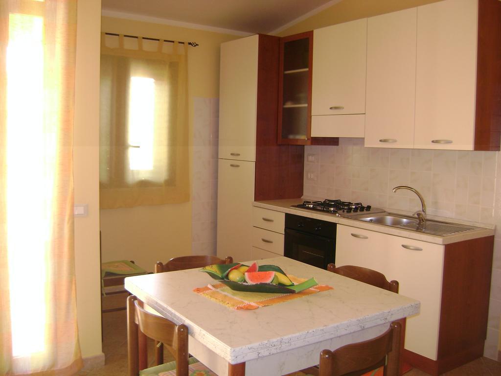 Rosy'S Apartments Trappeto  Quarto foto